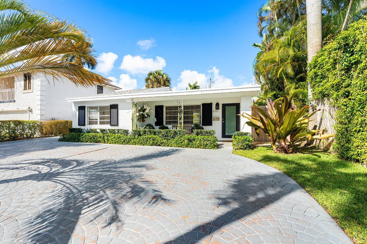 3511 Washington Road West Palm Beach, FL 33405 - Photo 4 of 47 Front of House