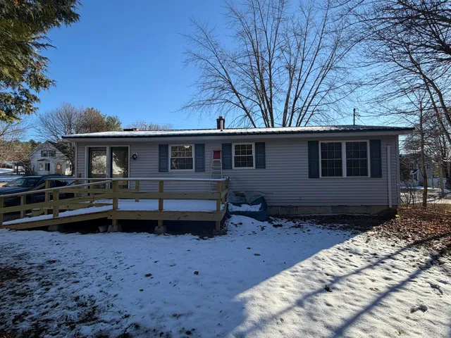 $155,000 | 503 South Street, Calais, ME 04619