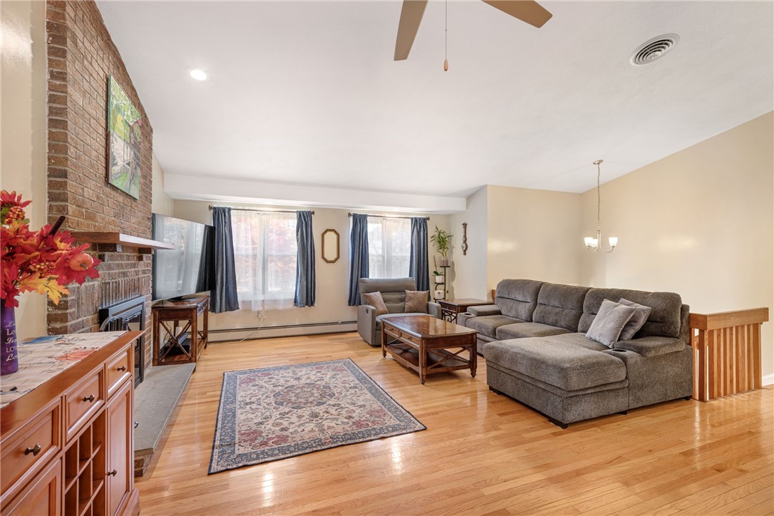 134 Olney Arnold Road Cranston, RI 02921 - Photo 7 of 46 Gallery Image 7