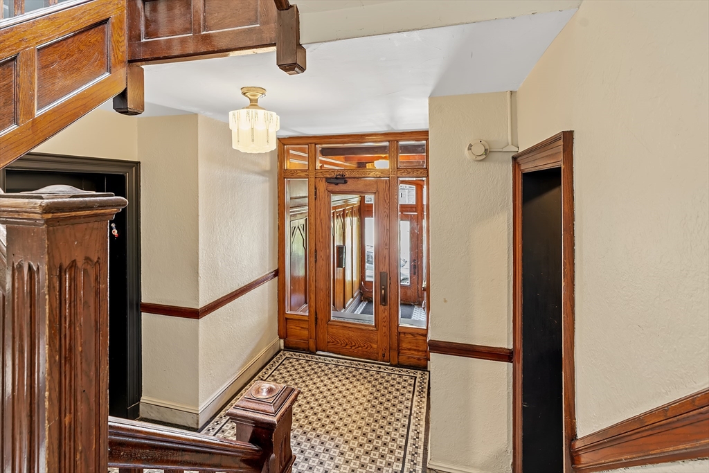 127 Winthrop Road, Unit 6A Brookline, MA 02445 - Photo 5 of 10 a view of front door
