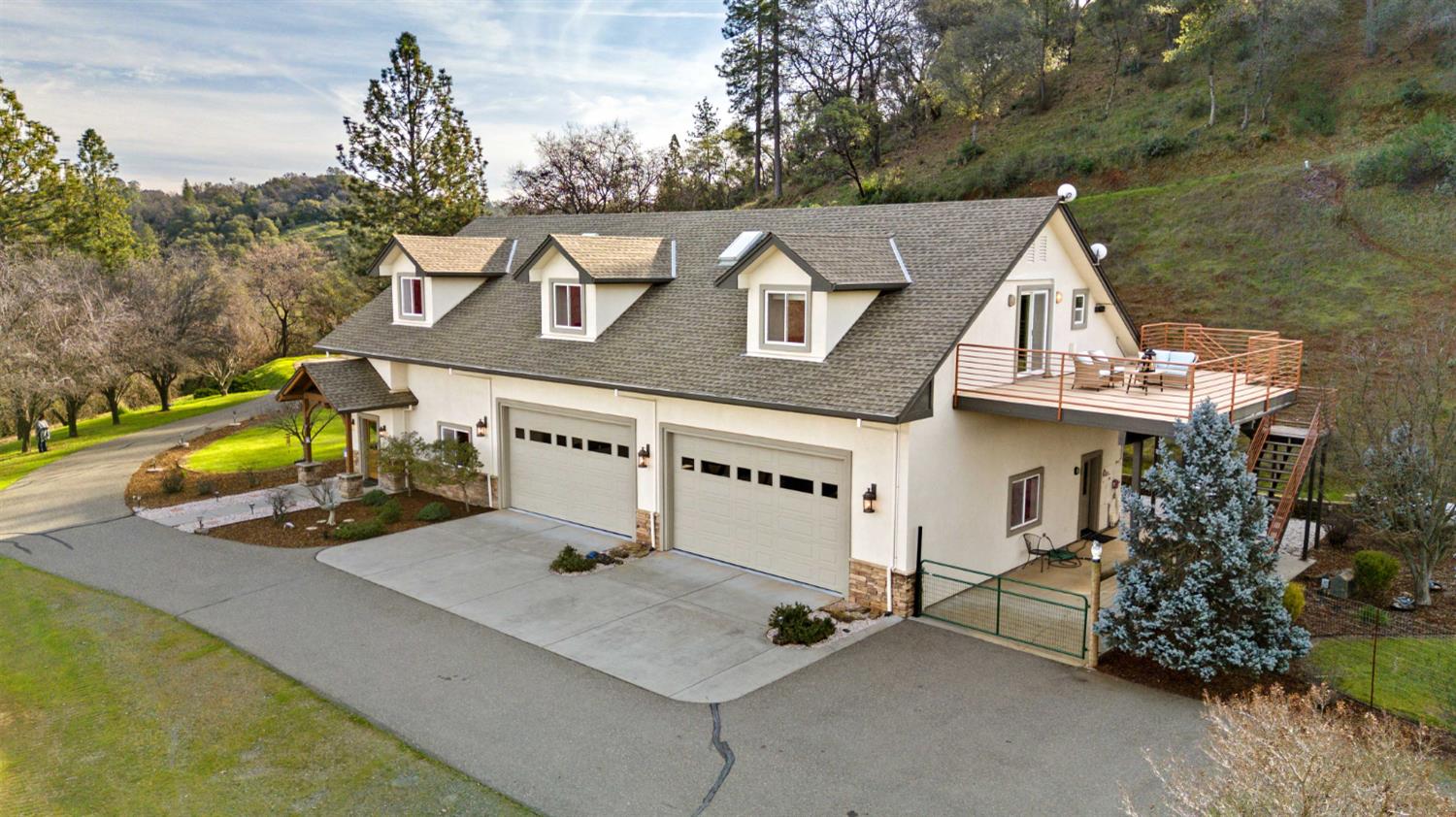 5390 Lost Creek Road Shingle Springs, CA 95682 - Photo 52 of 73 Quality continues with the design and build.