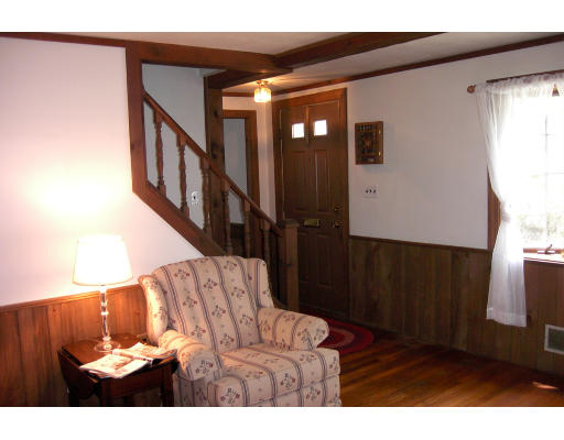 18 Bonad Road Stoneham, MA 02180 - Photo 6 of 24 Gallery Image 6