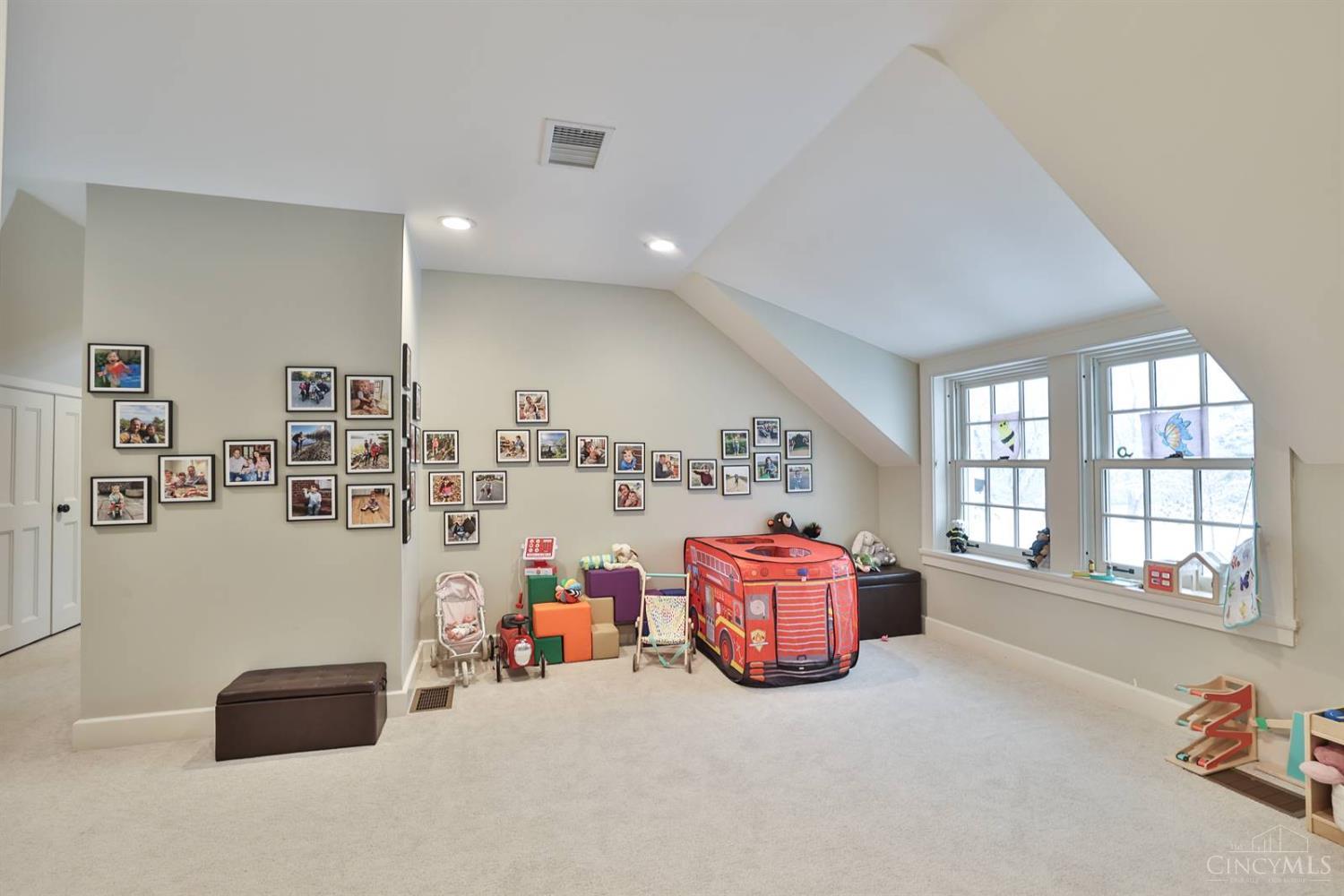 9675 Cunningham Road Cincinnati, OH 45243 - Photo 46 of 99