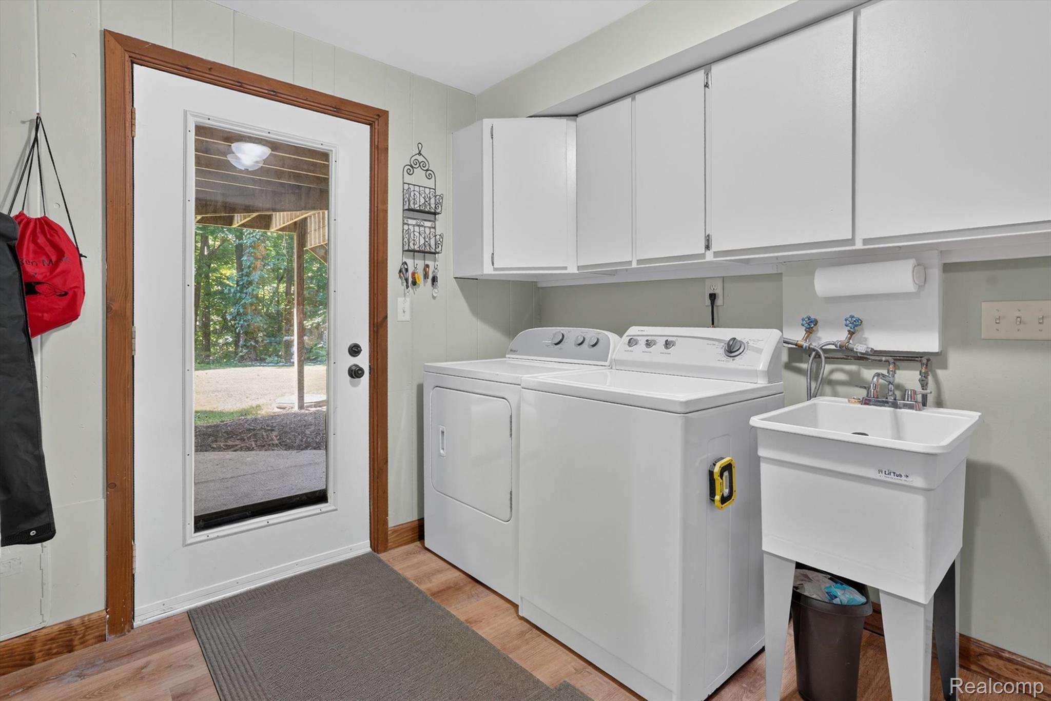 5361 Clark Road Bath, MI 48808 - Photo 34 of 62 39-5361-Clark-Rd-WindowStill-Photography.jpg