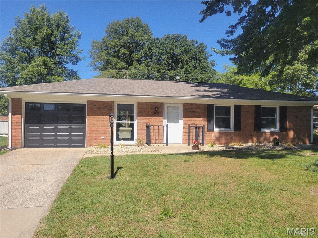 405 Todd Lane Belleville, IL 62221 - Photo 2 of 2
