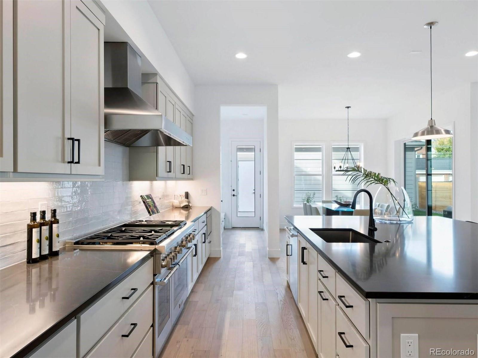 2255 South Monroe Street Denver, CO 80210 - Photo 7 of 45