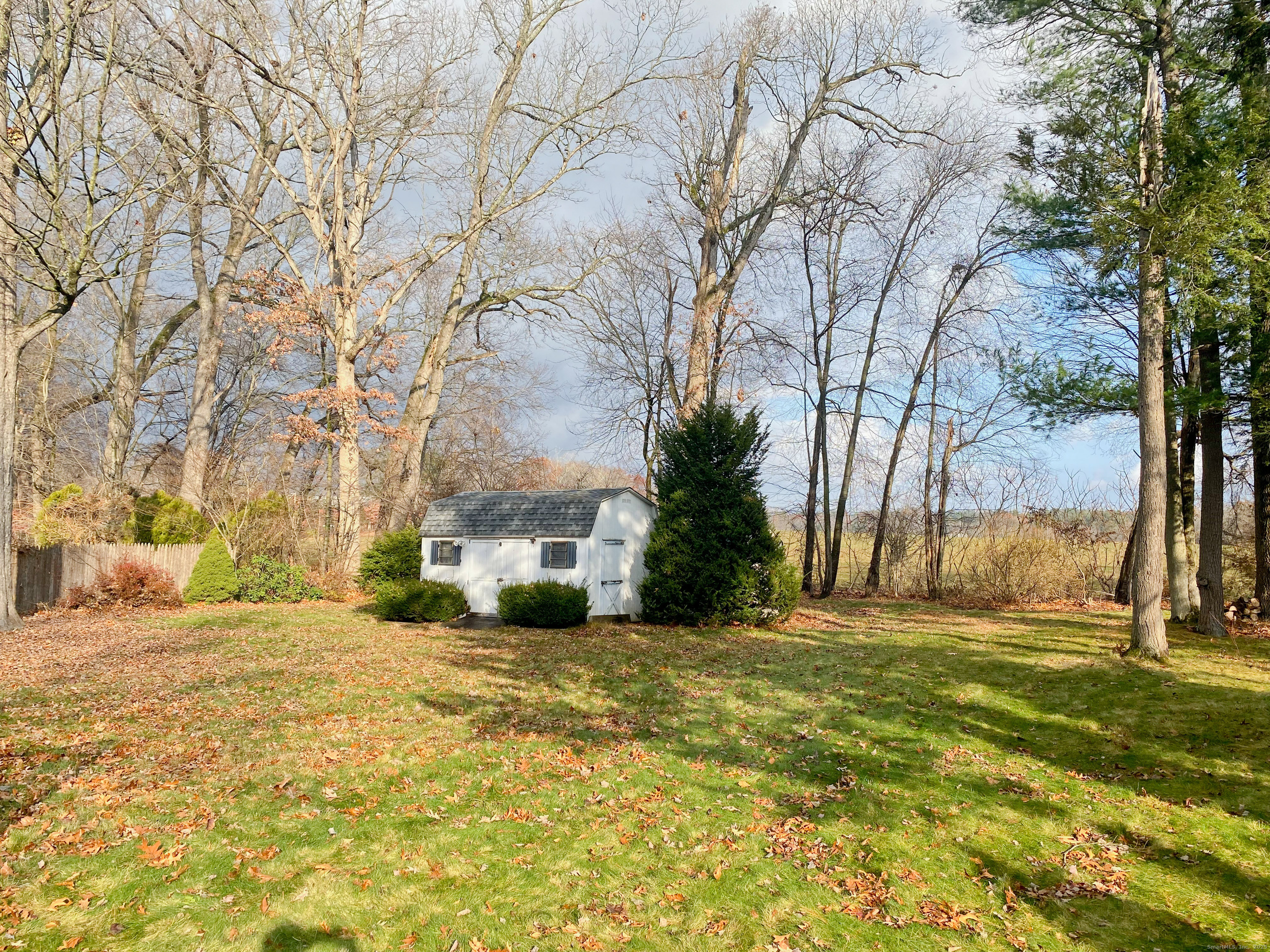 11 Northfield Road Enfield, CT 06082 - Photo 31 of 34