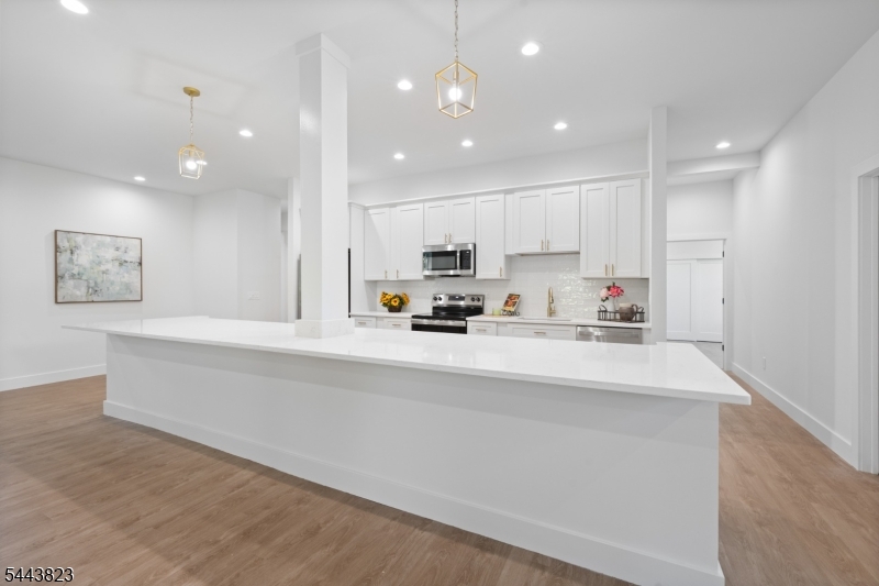 125 Main Street Hampton, NJ 08827 - Photo 6 of 39