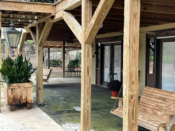 $595,000 | 83 Jayess Road, Tylertown, MS 39667