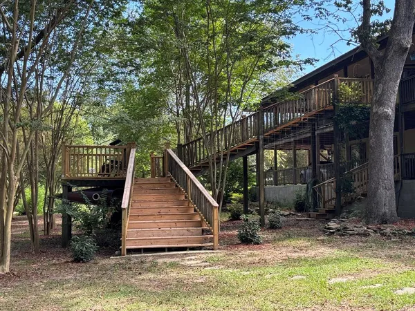 $595,000 | 83 Jayess Road, Tylertown, MS 39667