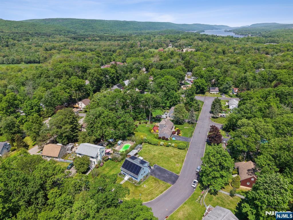 23 Moore Road West Milford, NJ 07480 - Photo 3 of 49