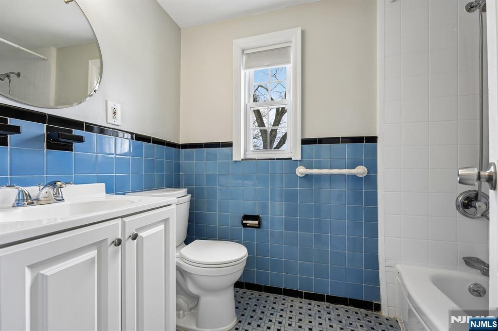 50 Beech Street Maywood, NJ 07607 - Photo 27 of 43