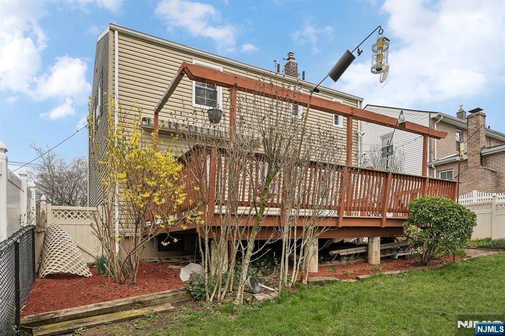 50 Beech Street Maywood, NJ 07607 - Photo 33 of 43