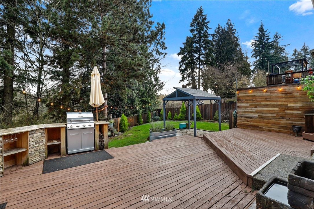 20021 95th Place Northeast Bothell, WA 98011 - Photo 21 of 29