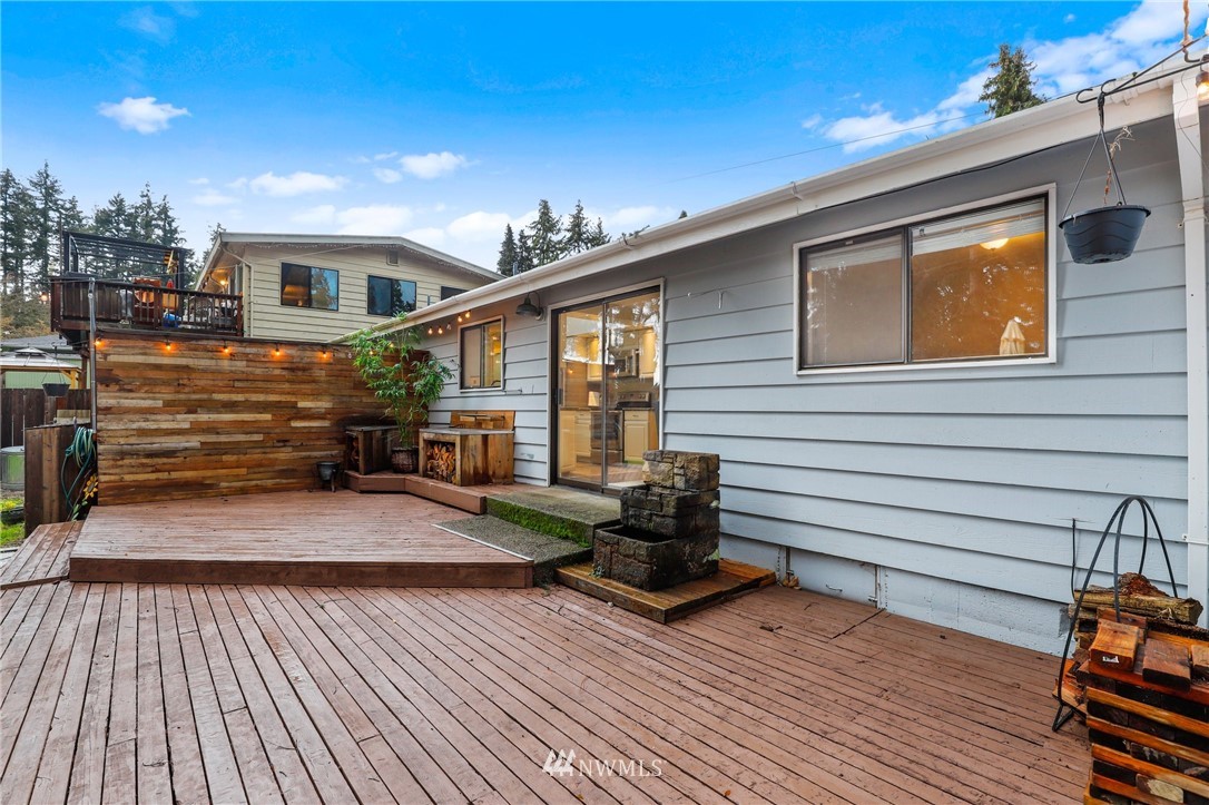 20021 95th Place Northeast Bothell, WA 98011 - Photo 22 of 29