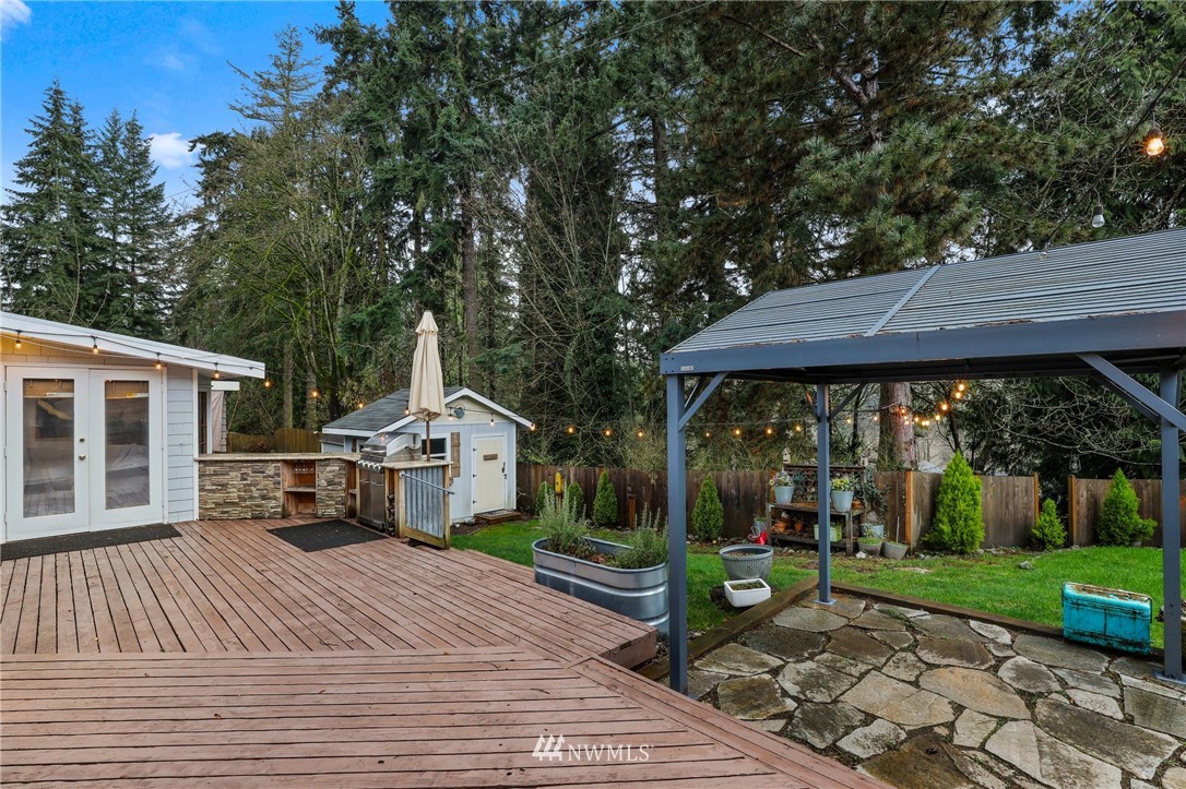 20021 95th Place Northeast Bothell, WA 98011 - Photo 23 of 29