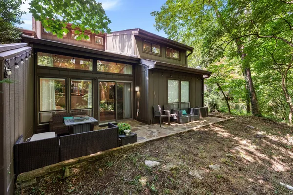 $399,900 | 209 Pebble Brook, Nashville, TN 37221