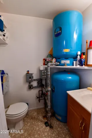 a view of a storage & utility room