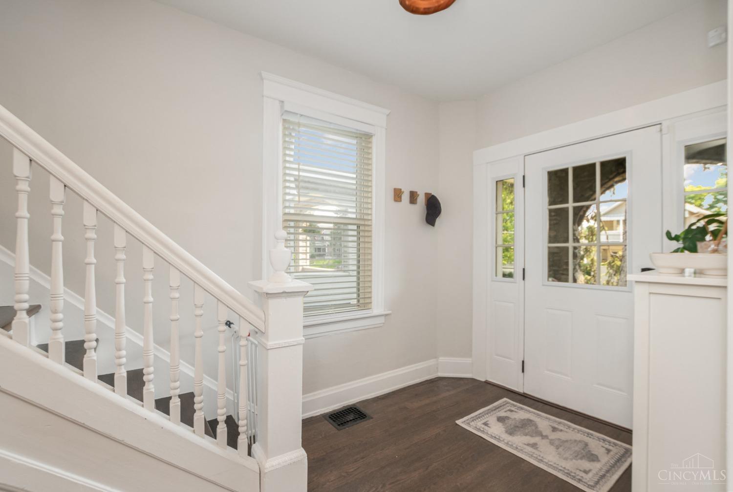 3923 Grove Avenue Norwood, OH 45212 - Photo 5 of 37