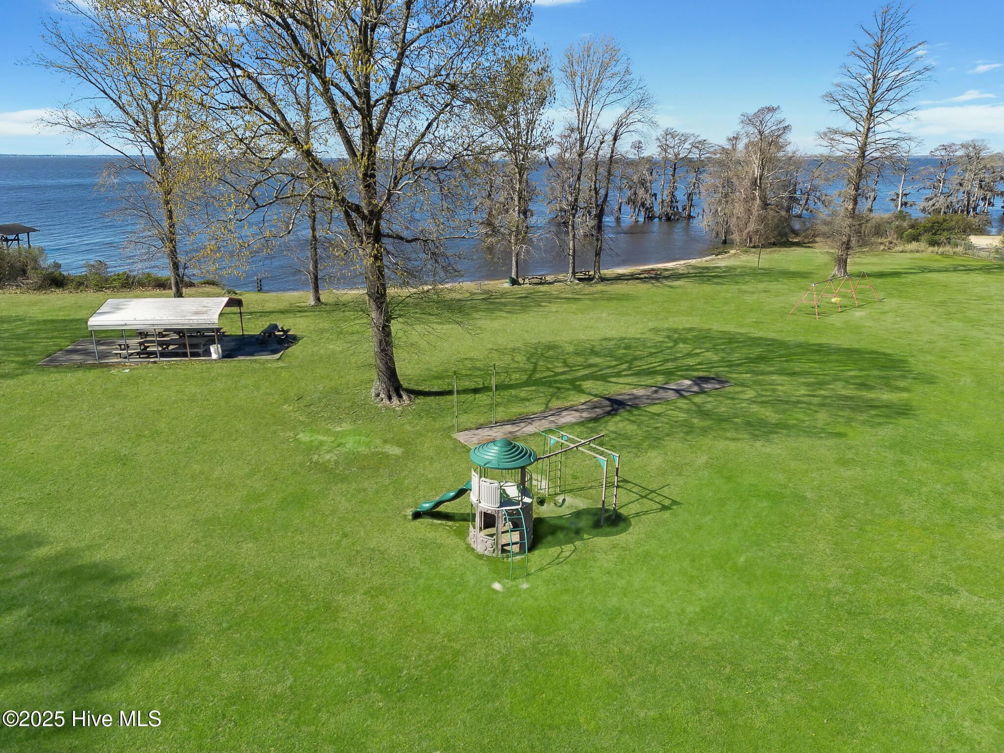 618 Soundside Road Edenton, NC 27932 - Photo 2 of 3 Community Park & Beach