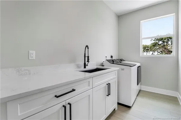 $1,115,000 | 1013 Northeast Orange Avenue, Jensen Beach, FL 34957