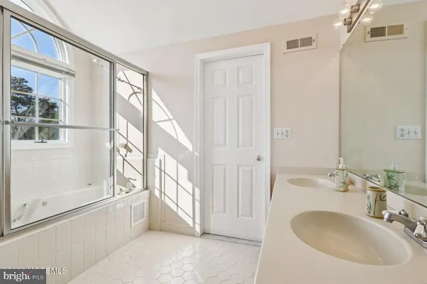 $499,900 | 360 Captains Walk, Unit 60, Forked River, NJ 08731