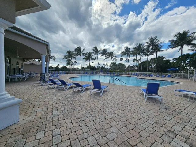 a view of outdoor space