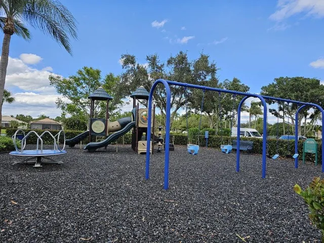 a view of a tennis court