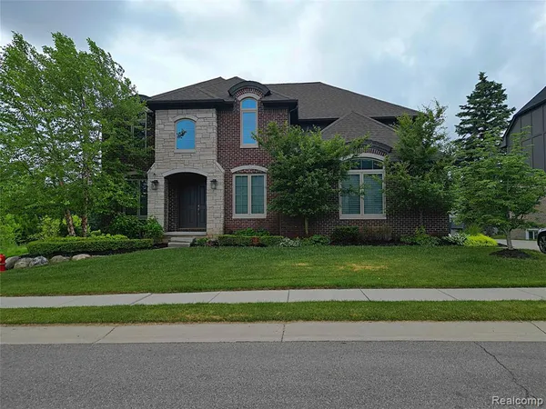 $1,249,900 | 4966 Park Manor Drive, Troy, MI 48098