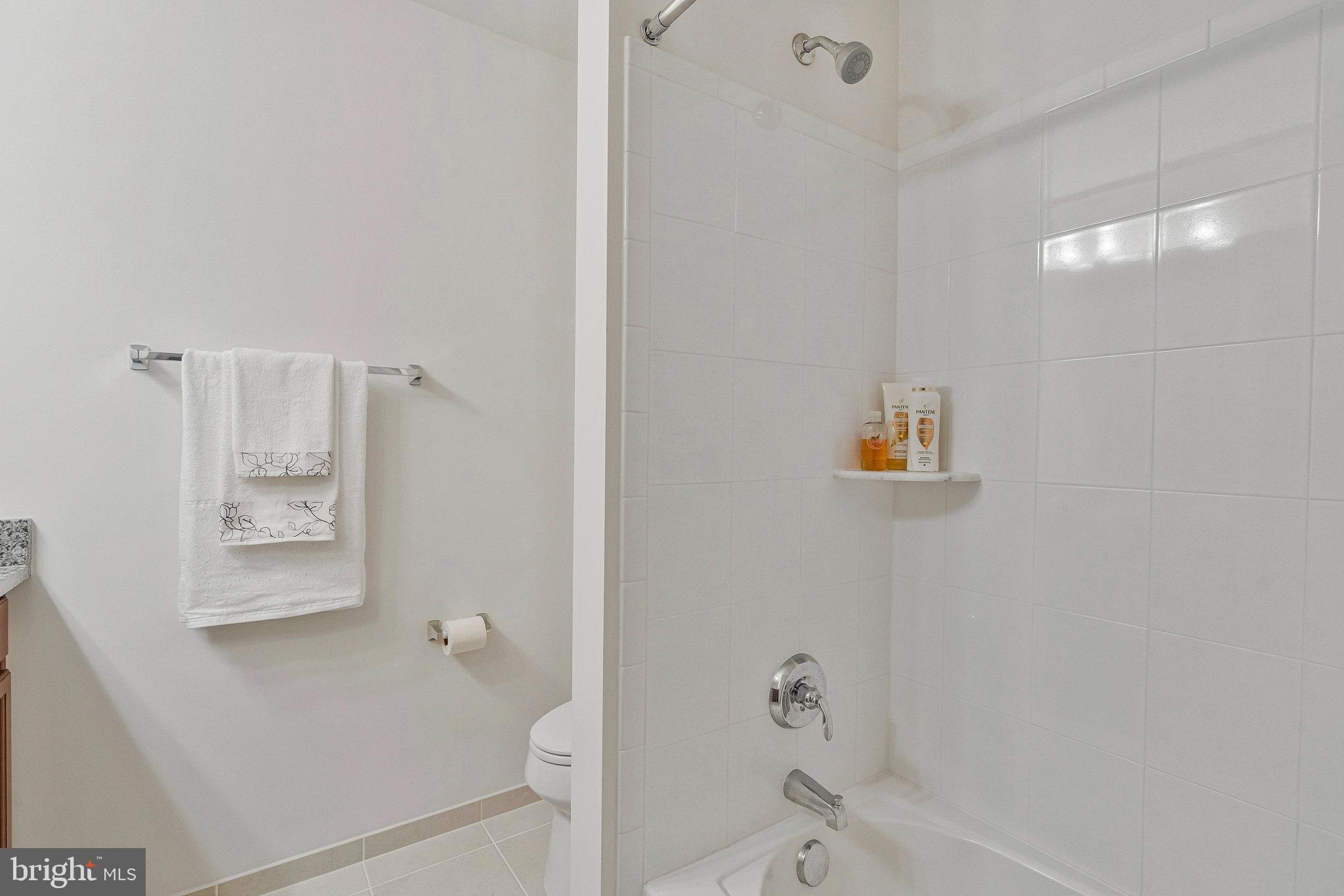 42248 Lancaster Wds Square Chantilly, VA 20152 - Photo 23 of 62