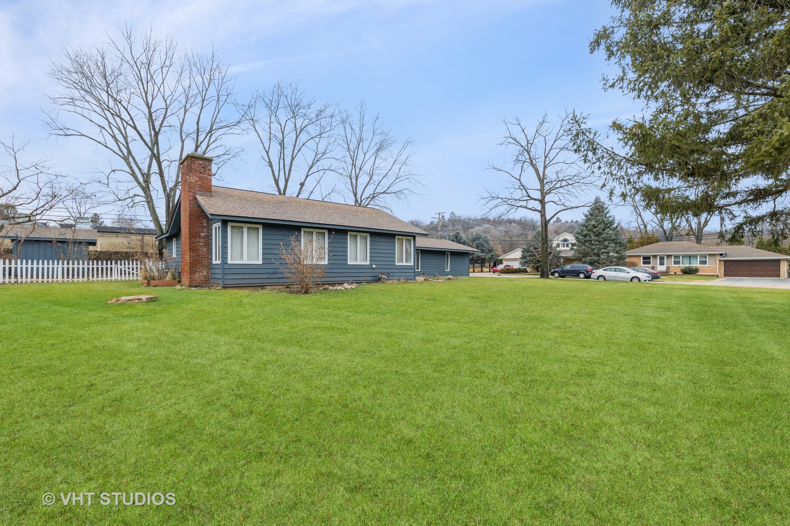 a front view of house with yard