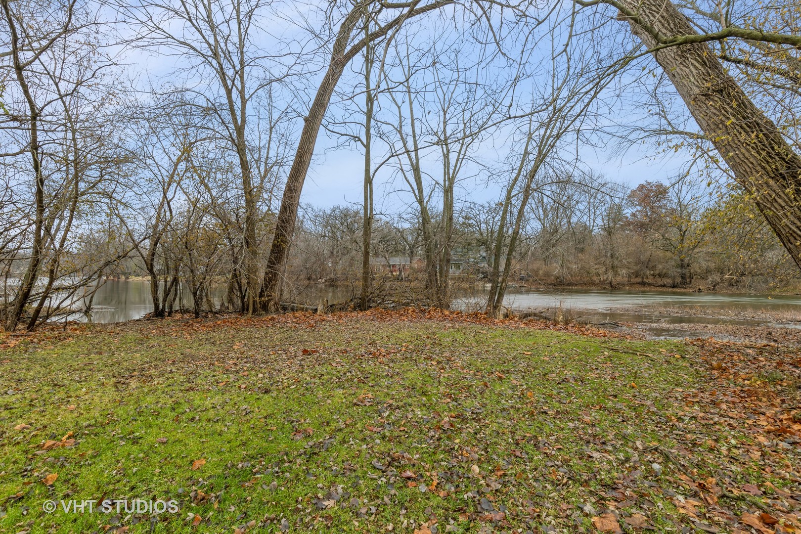 103 Beach Drive Algonquin, IL 60102 - Photo 21 of 21 a view of a yard with trees