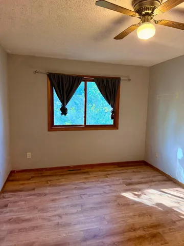 $265,000 | 4463 Cinnamon Ridge Circle, Eagan, MN 55122