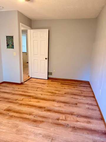 $265,000 | 4463 Cinnamon Ridge Circle, Eagan, MN 55122