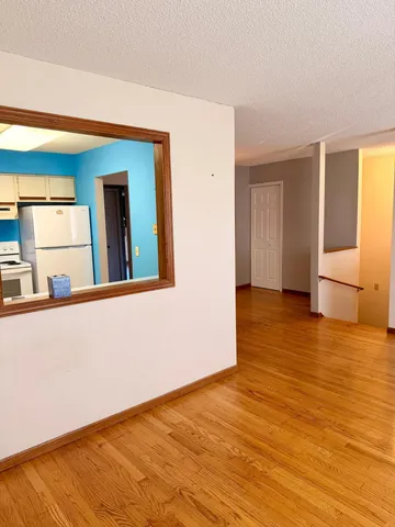 $265,000 | 4463 Cinnamon Ridge Circle, Eagan, MN 55122