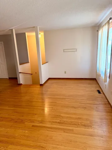 $265,000 | 4463 Cinnamon Ridge Circle, Eagan, MN 55122