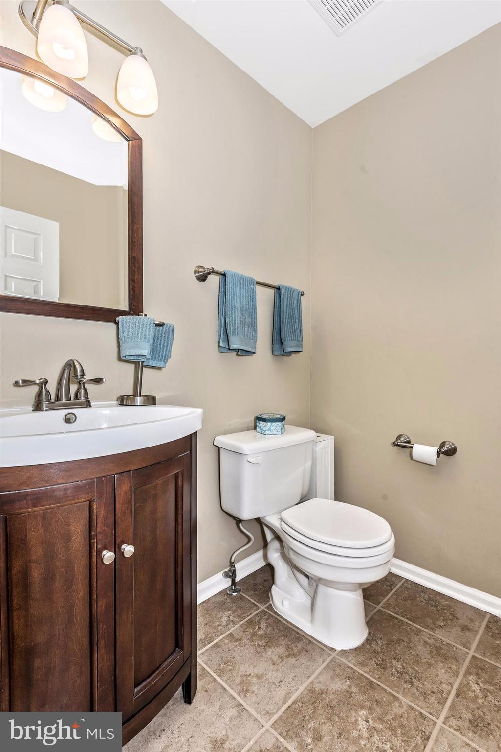 6101 Pine Ridge Terrace Frederick, MD 21701 - Photo 13 of 29 Updated main level half bath
