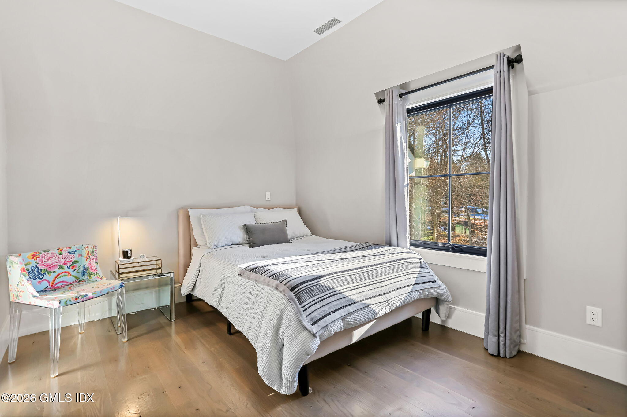 191 North Street Greenwich, CT 06830 - Photo 23 of 40 38-web-or-mls-191-north-st