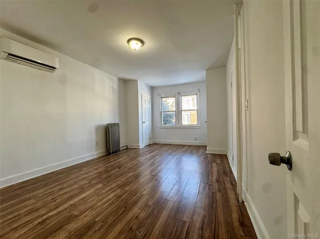 $2,350 | 134 North 7th Avenue, Unit 1, Mount Vernon, NY 10550