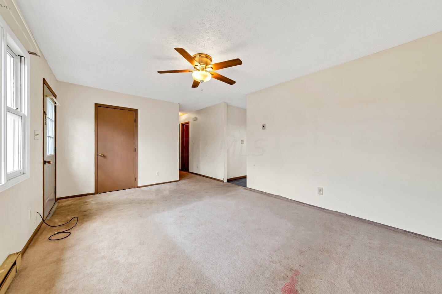 6096 Pickerington Road Northwest Carroll, OH 43112 - Photo 7 of 25 6096 Pickerington Rd (27).jpg-SMALL
