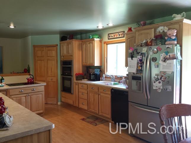 52760 Sawmill Road Lake Linden, MI 49945 - Photo 5 of 30 Gallery Image 5