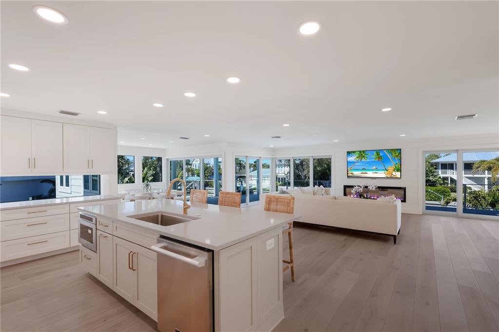 204 Waterway Avenue Boca Grande, FL 33921 - Photo 3 of 49 a kitchen with counter top space