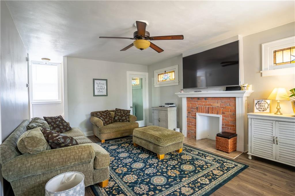 150 Hornaday Road Pittsburgh, PA 15210 - Photo 4 of 24 Gallery Image 4