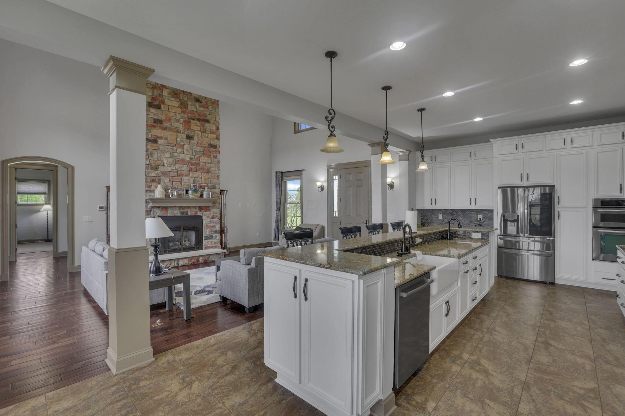 568 Cedar Hill Road Northwest Amanda, OH 43102 - Photo 15 of 102 Kitchen