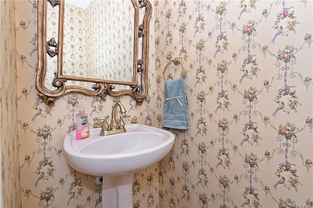2322 Winthorp Ridge Road Charlotte, NC 28270 - Photo 14 of 27 Gallery Image 14