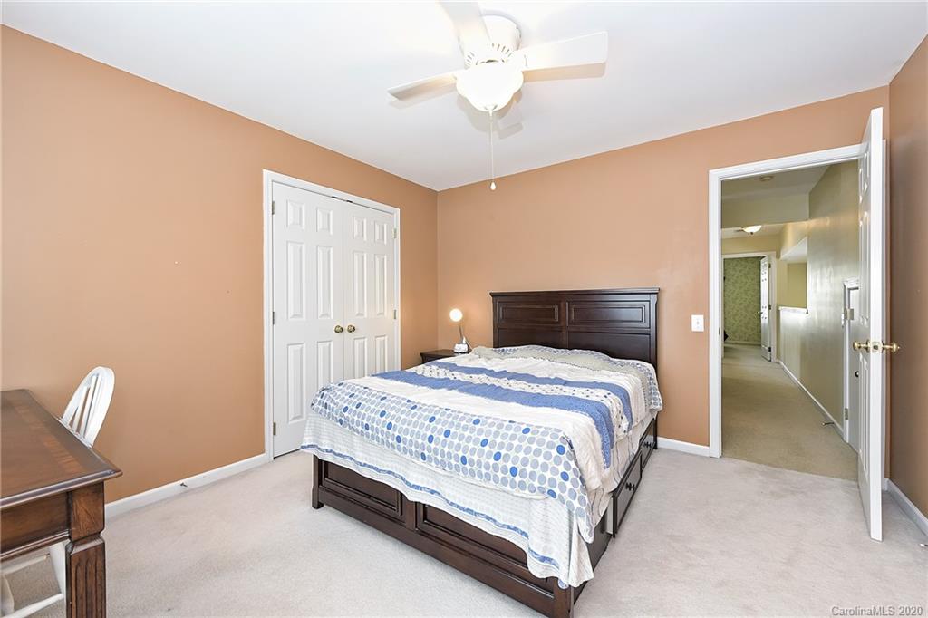 2322 Winthorp Ridge Road Charlotte, NC 28270 - Photo 22 of 27 Gallery Image 22