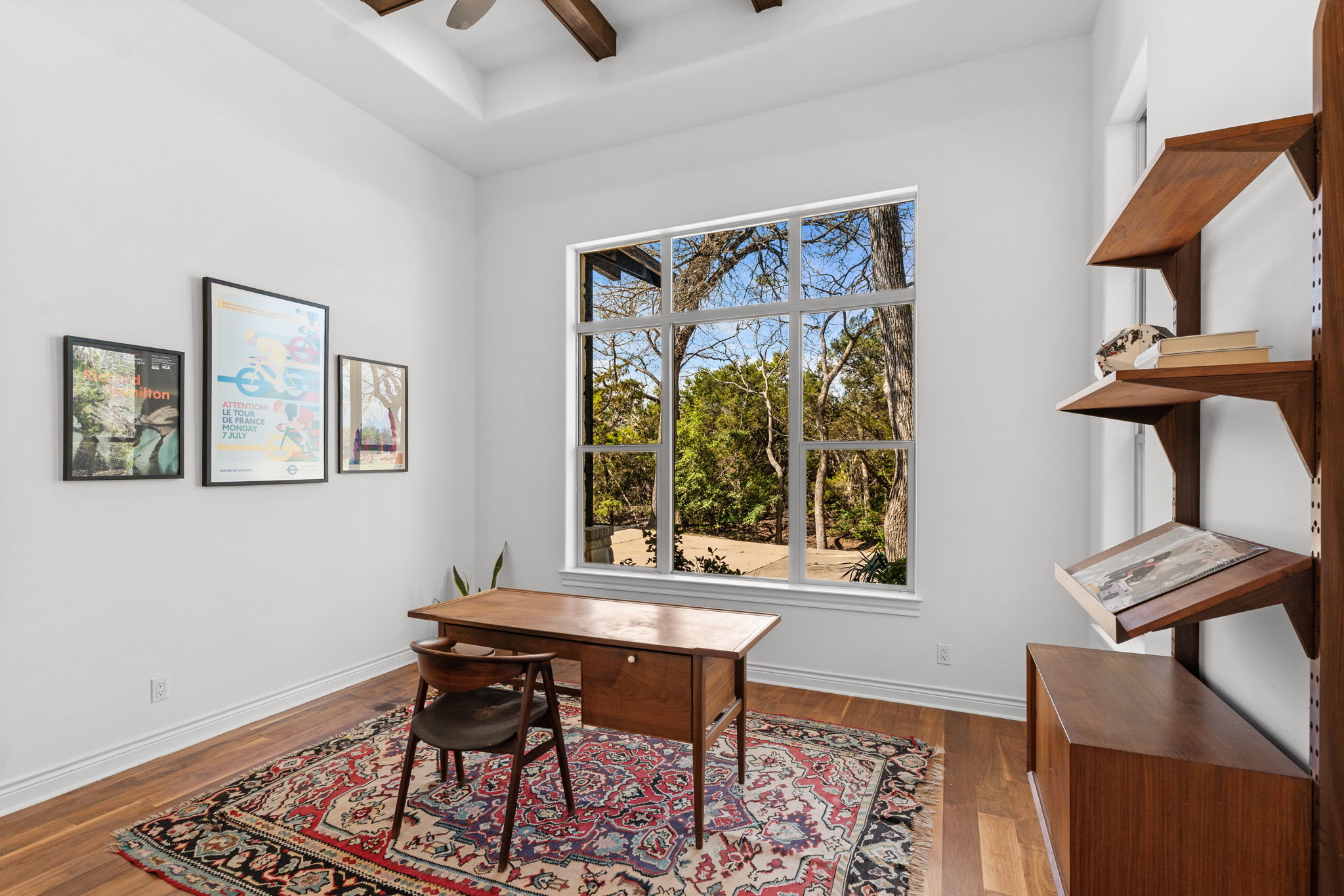 9514 San Lucas Road Austin, TX 78737 - Photo 19 of 38 a workspace with furniture and window