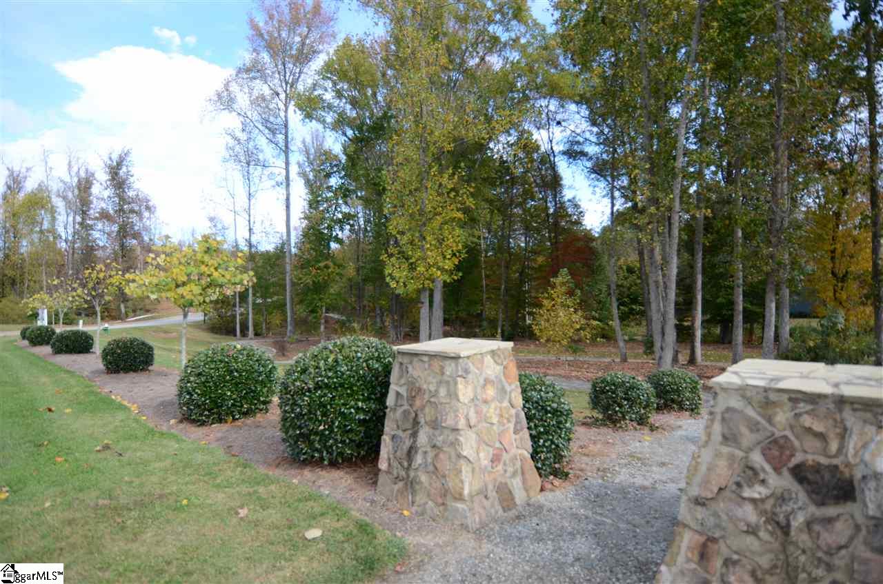 222 Chickadee Trail Easley, SC 29642 - Photo 12 of 20 Gallery Image 12