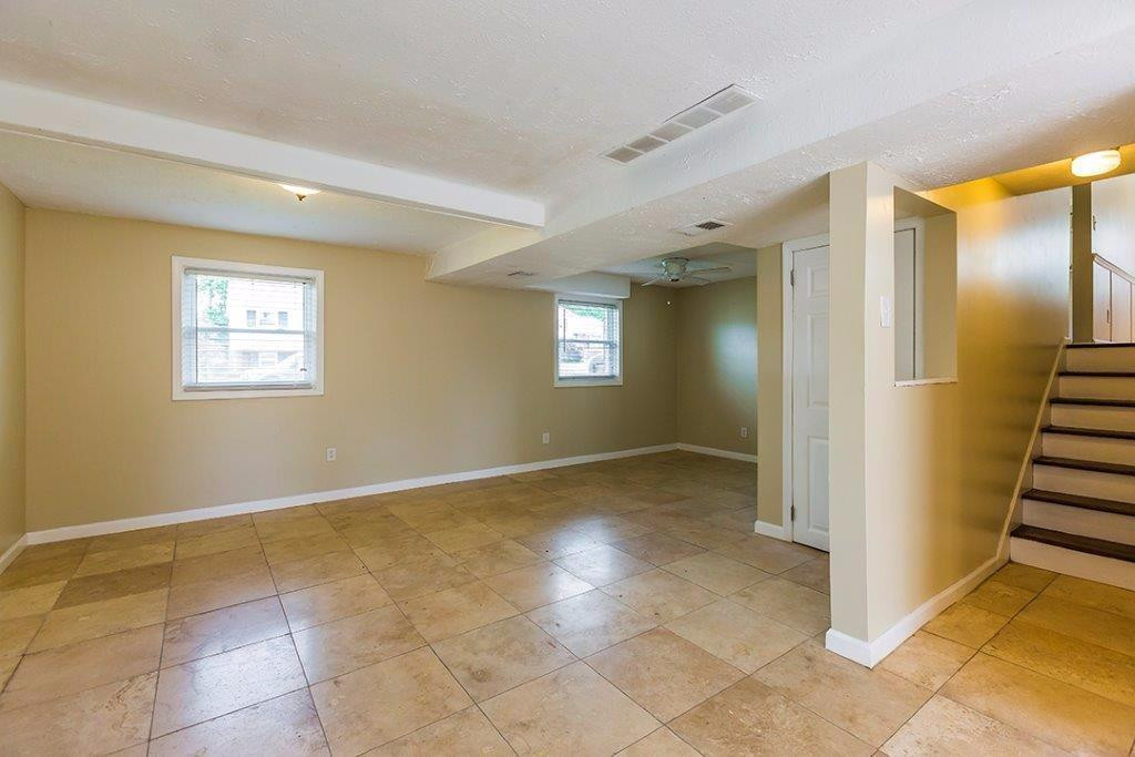 874 Honeysuckle Road Lexington, KY 40504 - Photo 10 of 26 Photo 10