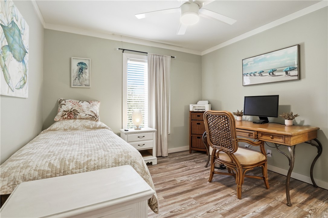 805 Mallery Street, Unit B St. Simons Island, GA 31522 - Photo 24 of 37